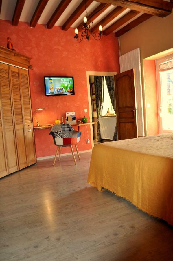 B&B Le Bourg D'Aunou, Petit Dejeuner Compris Exterior photo